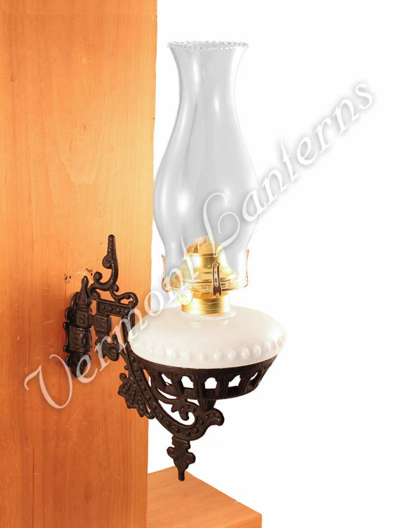 vintage solid brass genie lamp, oil lamp w/ wick burner, glass chimney